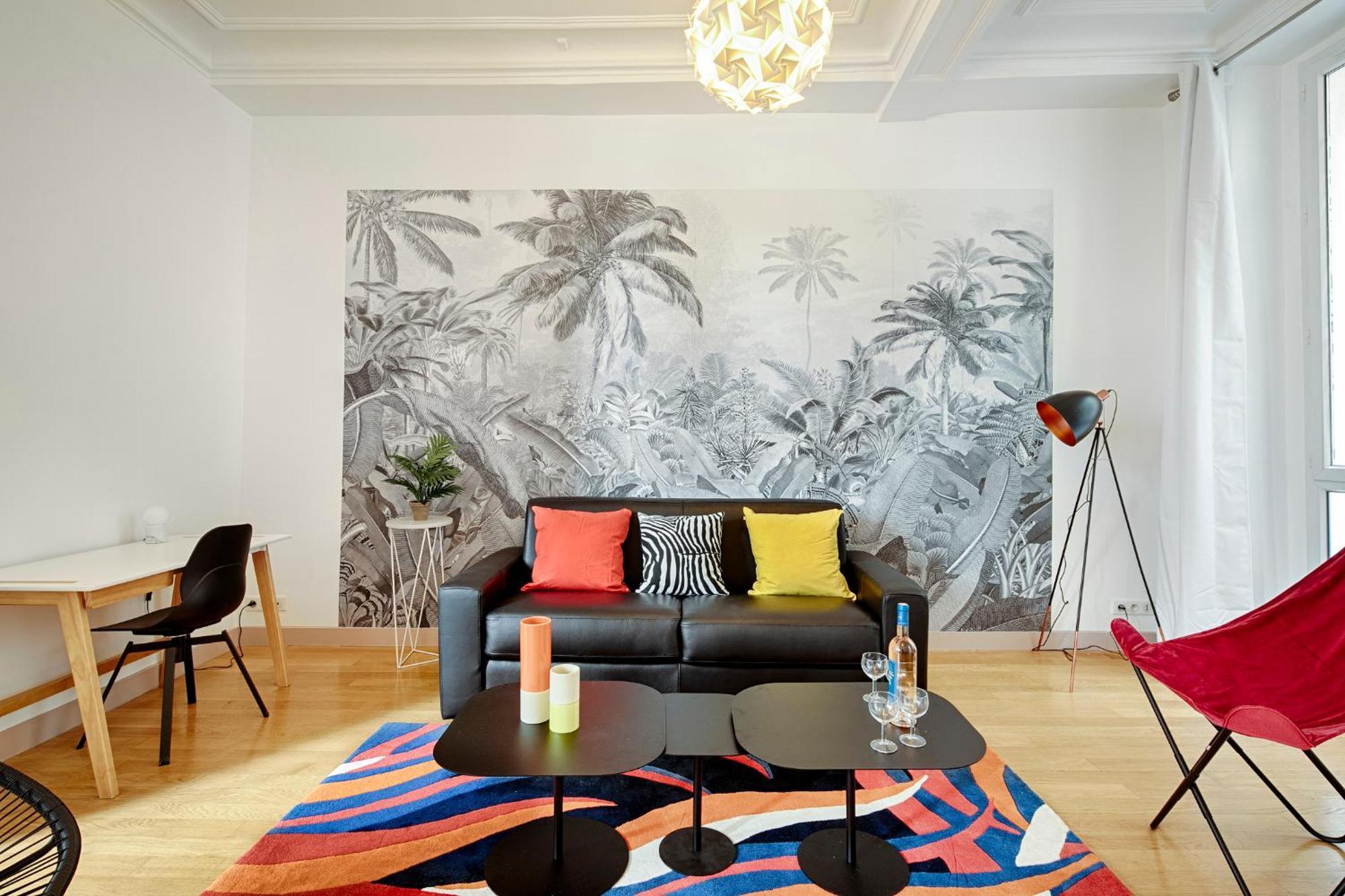 123Paris City Room photo