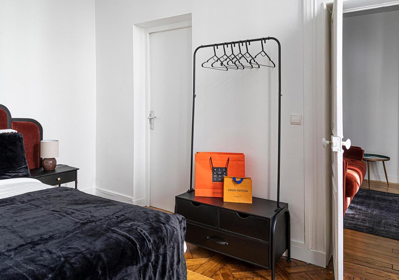 123Paris City Room photo